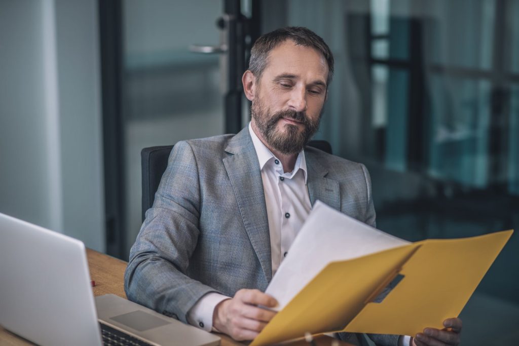 Attorney comparing Nevada and Delaware corporate law and business requirements