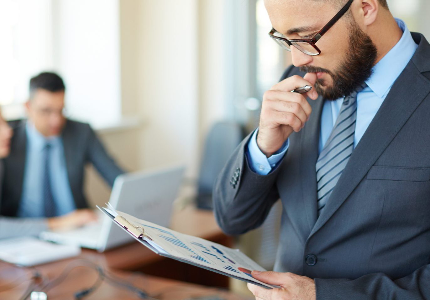 Nevada online business owner reviewing Terms of Service and Privacy Policy documents